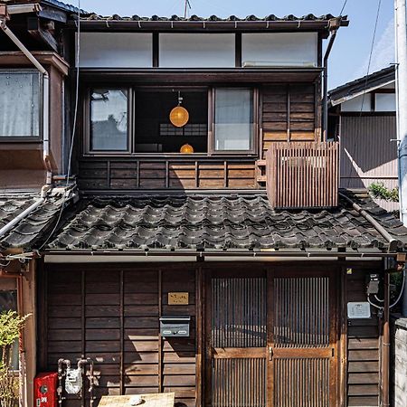 Villa Kaga House Kanazawa Exterior foto